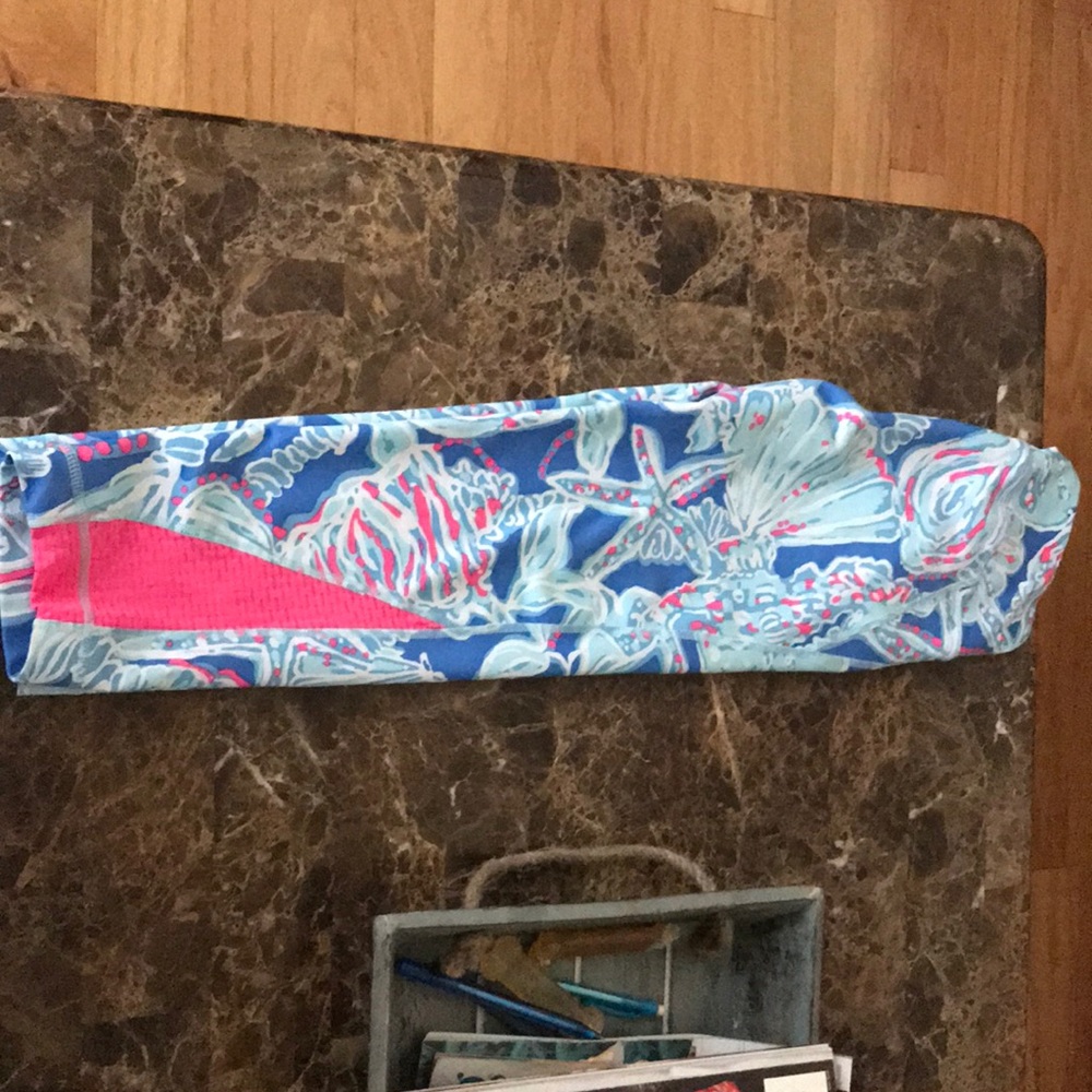 Lilly leggings size xsmall new condition